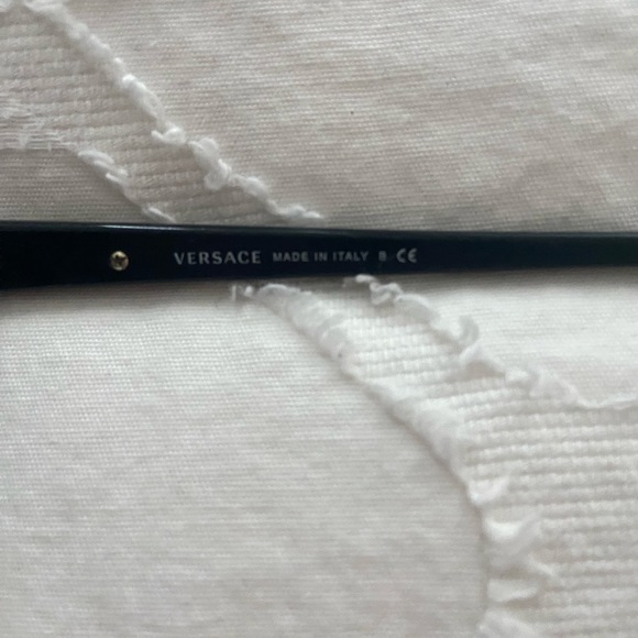 Versace Cat-eye sunglasses Model 4264-B - Picture 5 of 7